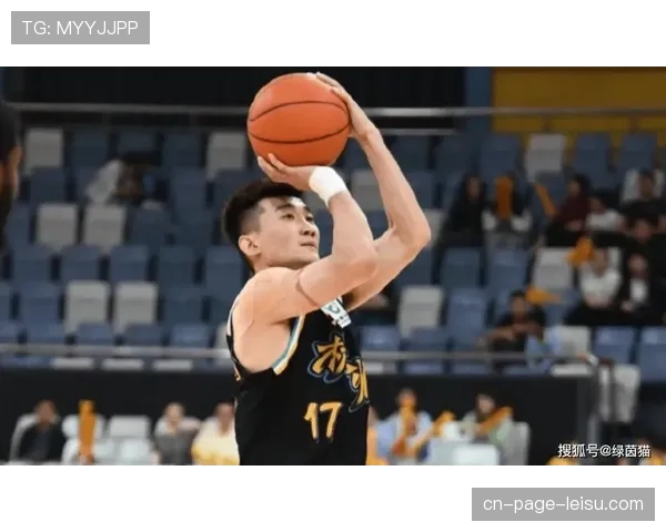 广厦半场阵地进攻陷入停滞 孙铭徽缺阵影响战术执行